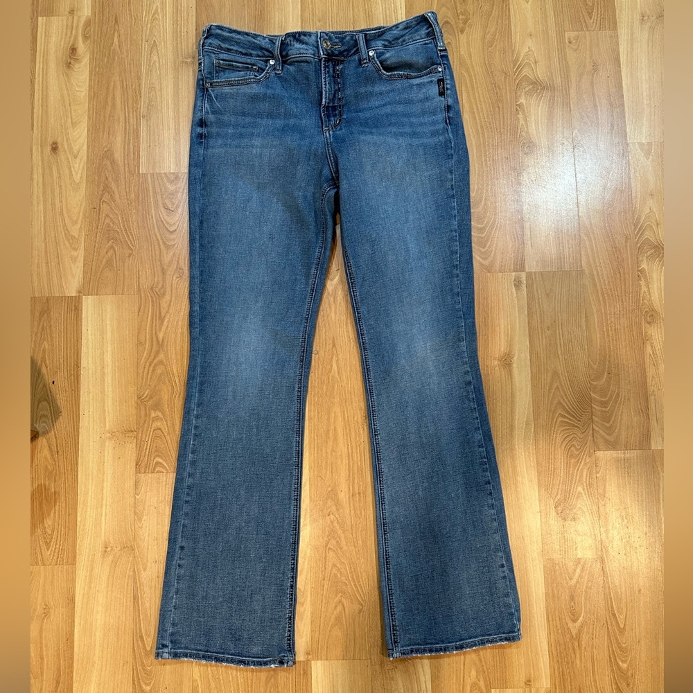 Silver Jeans Suki Bootcut Size 14W/L33